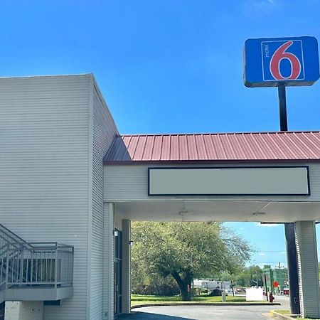 Motel 6 Forrest City Ar Exterior photo